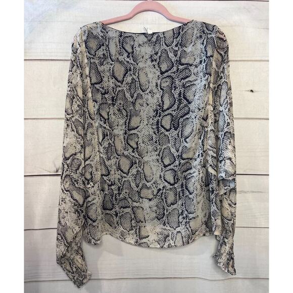 Glam Long Sleeve Top Size Large Animal Print - Picture 5 of 5